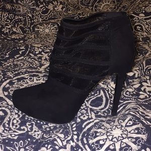 Aldo high heels only worn once in good condition